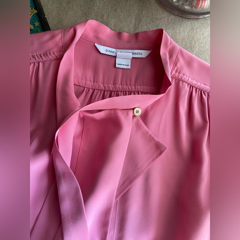 DVF Diane Von Furstenberg BAIRLY LOUCHE Neck Tie Top Blouse Peony Pink Sz 6 - Picture 7 of 15